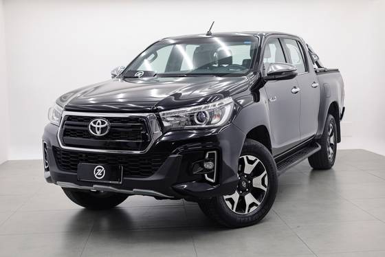 TOYOTA HILUX SW4 2.8 SRX 4X4 16V TURBO INTERCOOLER DIESEL 4P AUTOMÁTICO